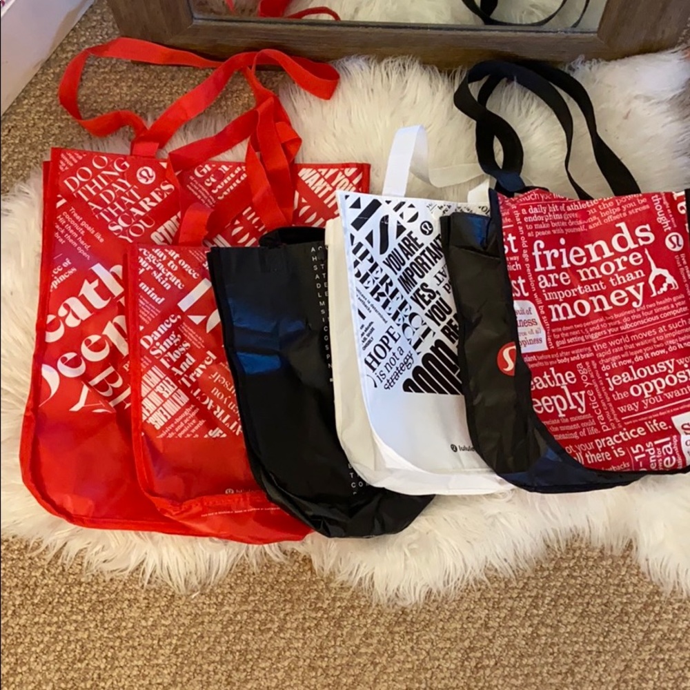 5 Lululemon Shopping Bags